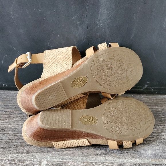 NEW Sofft Velora Snakeskin Embossed Sandal Brown - Picture 5 of 9